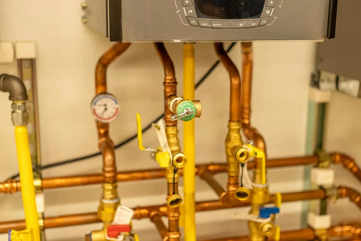 Licensed technician providing Slab Leak Repair for a homeowner in Tea